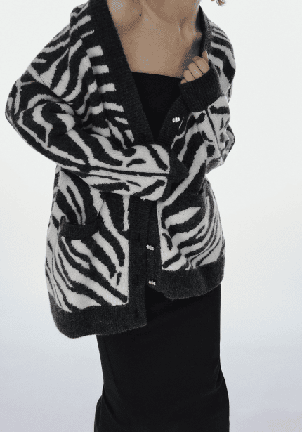 Animal Jacquard Kit Cardigan